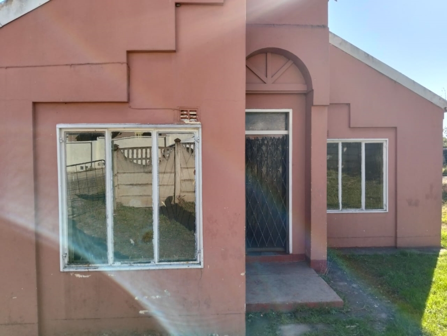 To Let 3 Bedroom Property for Rent in Mbuqu Eastern Cape